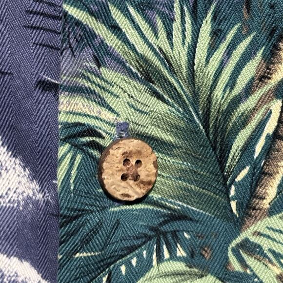 Tommy Bahama Hawaiian Shirt Men's XL 100% Silk Sailboat Camp Palm Trees AOP - Picture 5 of 9